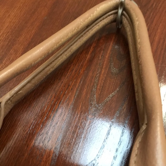 Cuore & Pelle Khaki Leather Handbag - Picture 4 of 7